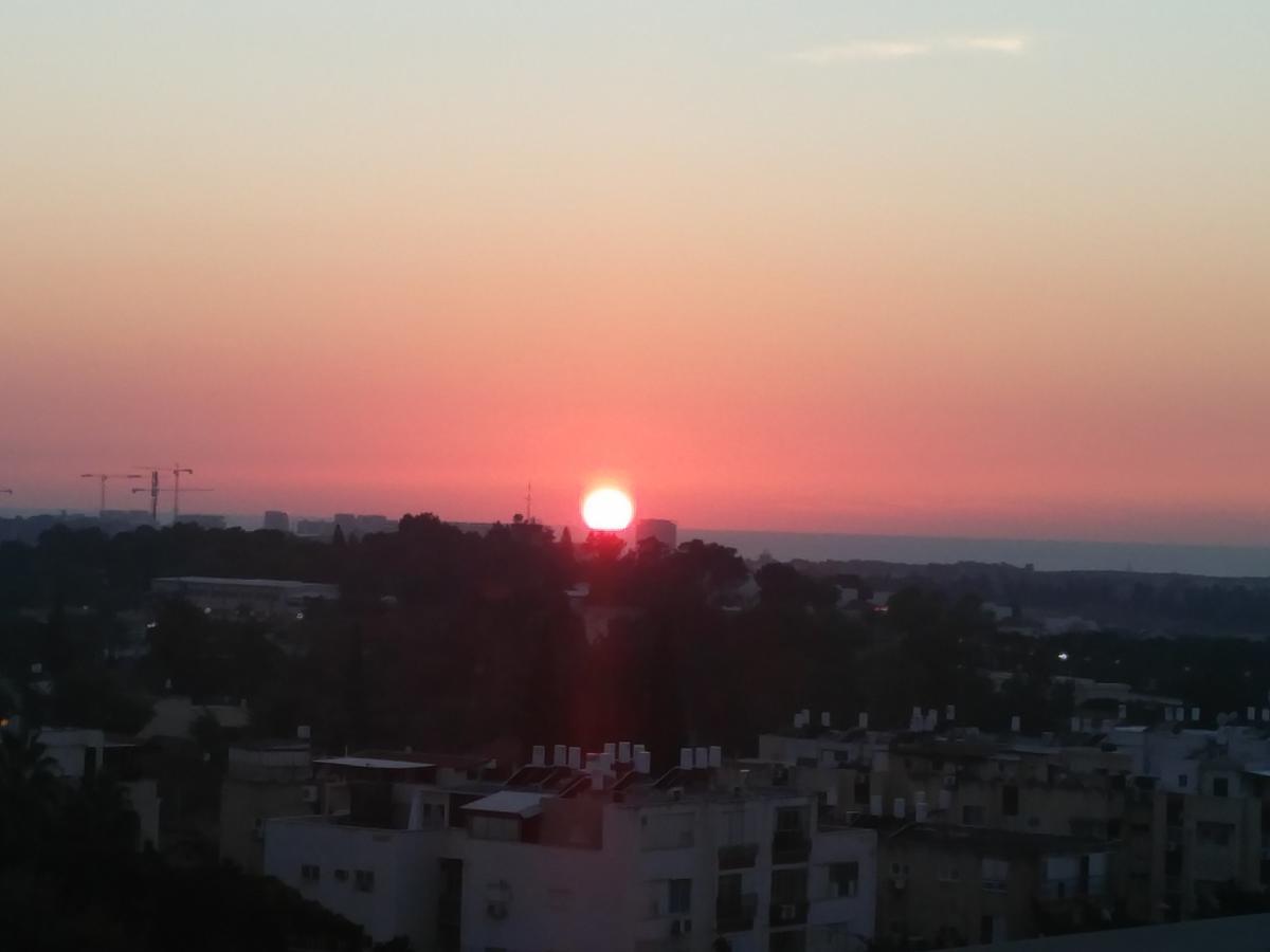 Herzliya Rooftop Special 2 room Apartment Екстериор снимка